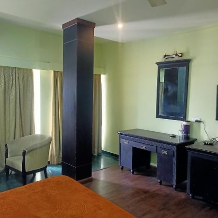 Hotel Skylark Nagpur Bagian luar foto