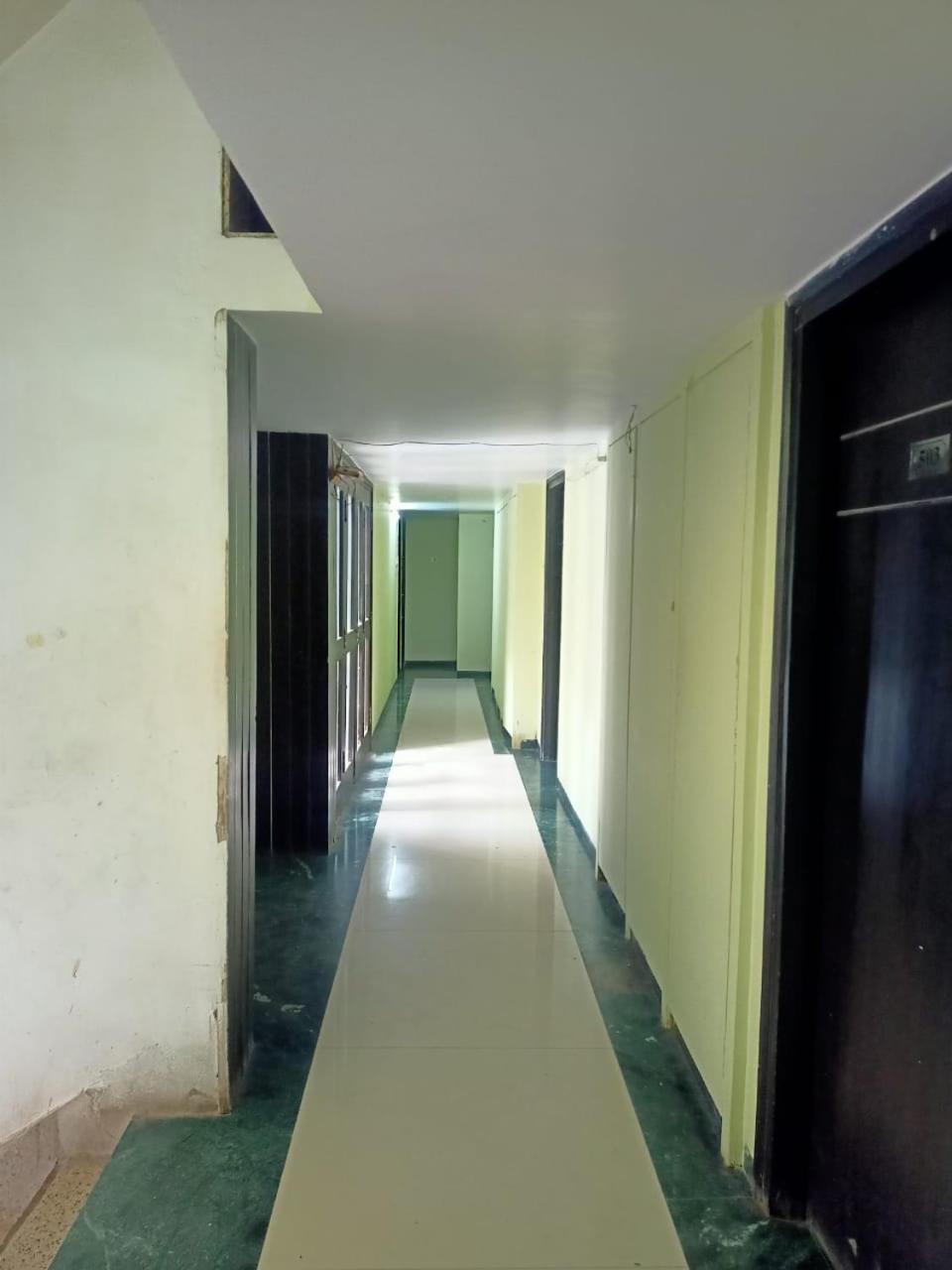 Hotel Skylark Nagpur Bagian luar foto