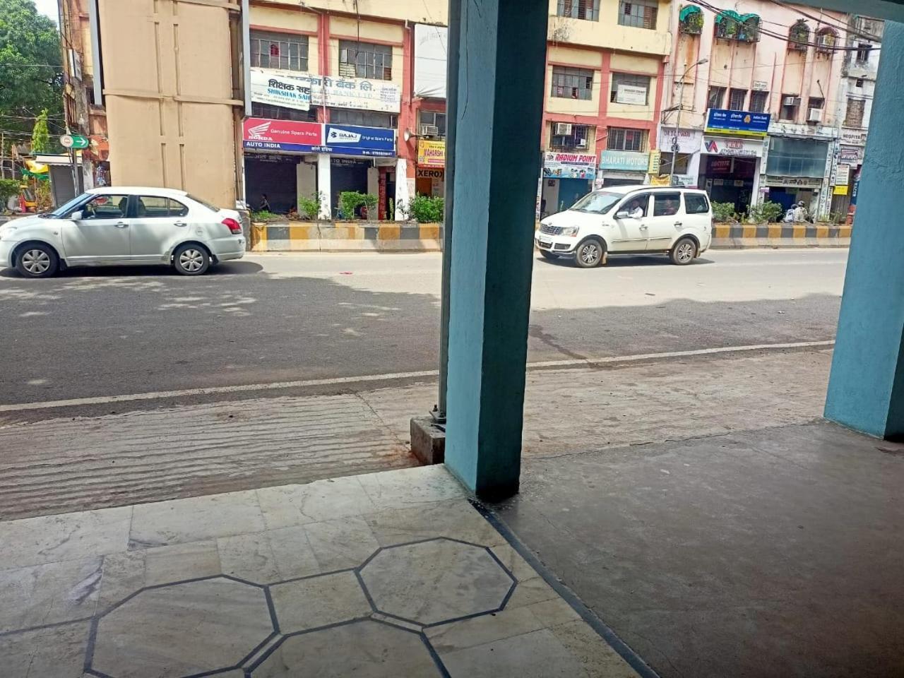 Hotel Skylark Nagpur Bagian luar foto