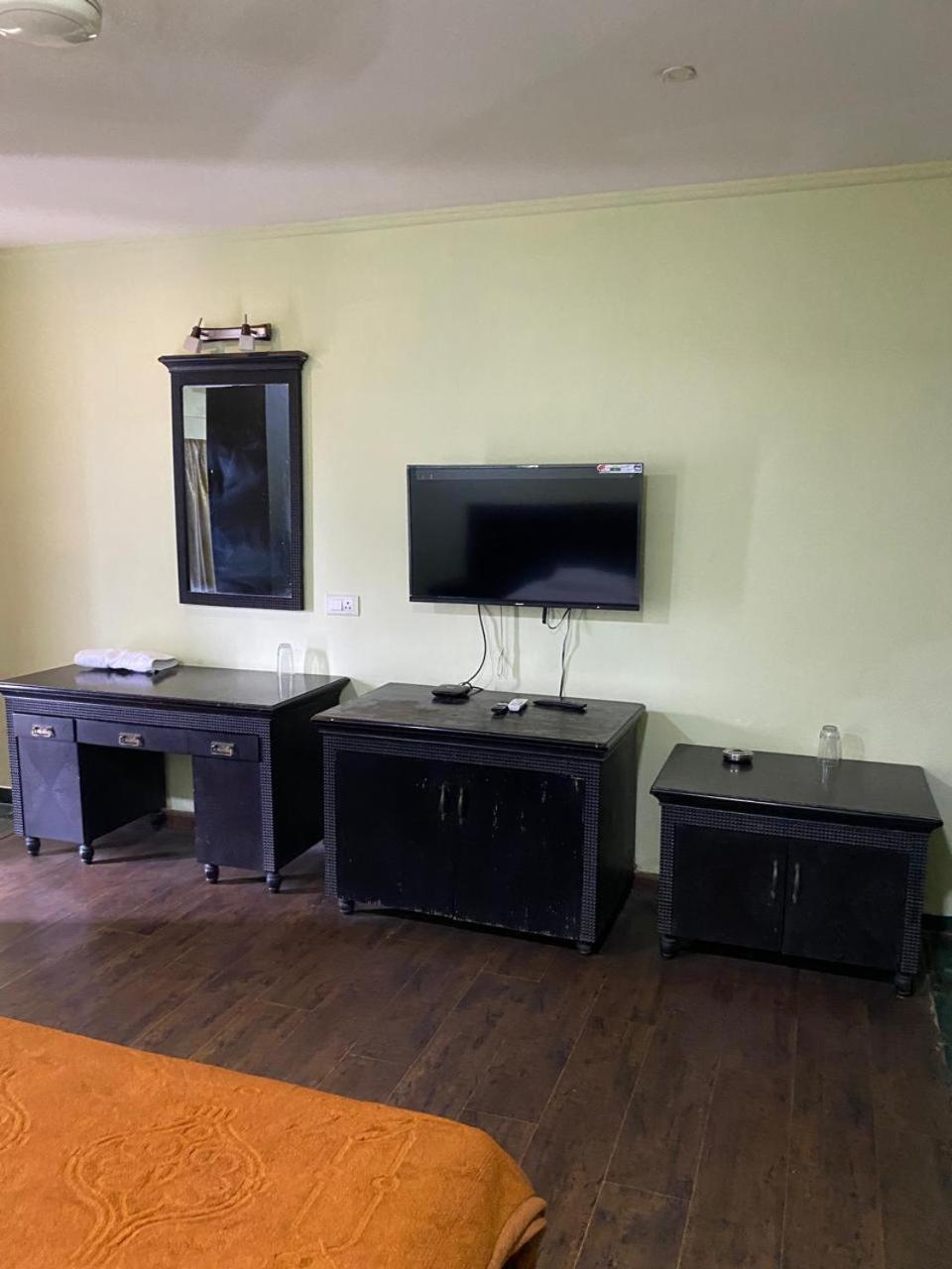Hotel Skylark Nagpur Bagian luar foto