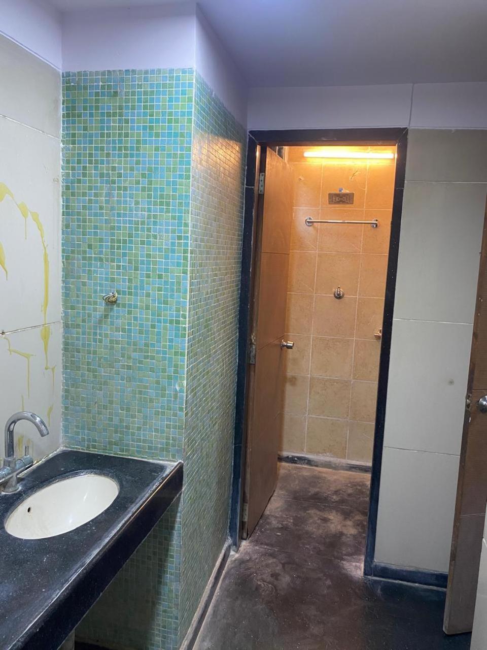 Hotel Skylark Nagpur Bagian luar foto